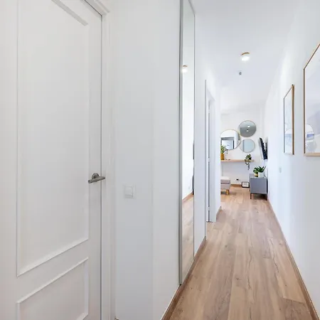 797 Rentals- Renovado Piso Con Hermosas Vistas En Iris * Benalmádena