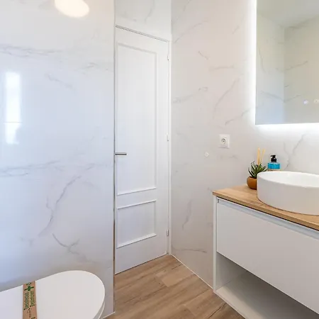 Appartamento 797 Rentals- Renovado Piso Con Hermosas Vistas En Iris