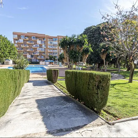 797 Rentals- Renovado Piso Con Hermosas Vistas En Iris 公寓