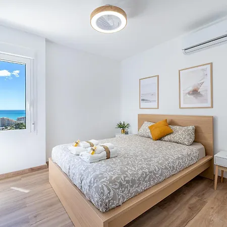 797 Rentals- Renovado Piso Con Hermosas Vistas En Iris * 贝纳尔马德纳