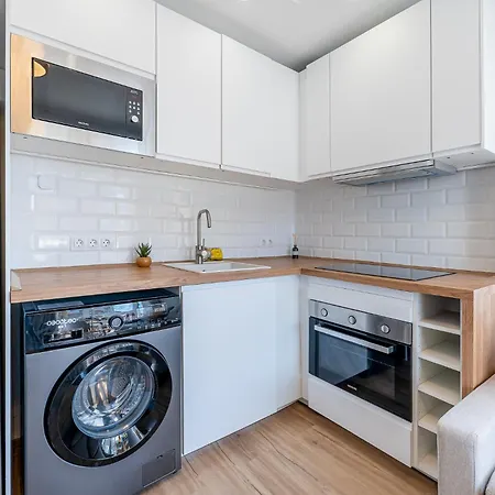 797 Rentals- Renovado Piso Con Hermosas Vistas En Iris 公寓